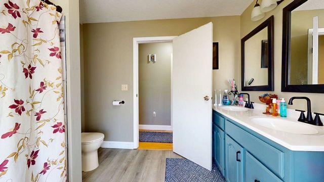 14 Ferry Road, South Hero, VT 05486