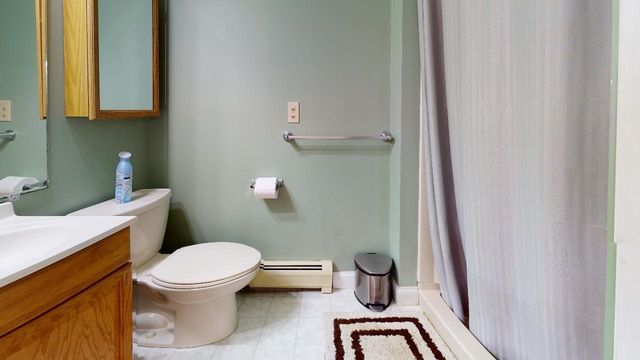 14 Ferry Road, South Hero, VT 05486