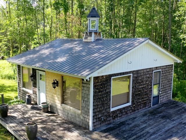 14 Ferry Road, South Hero, VT 05486