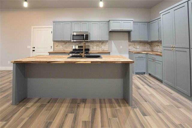 1732 NE 16th Street, Oklahoma City, OK 73117