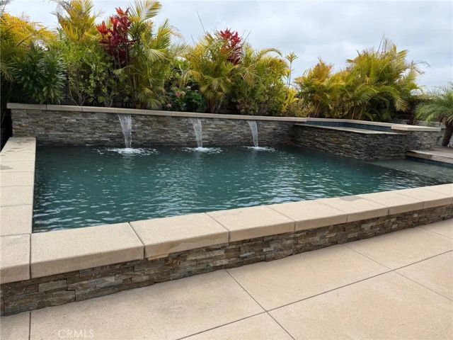 2710 Olympia Drive, Carlsbad, CA 92010