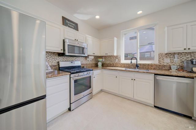 578 Tawny Lake Pl, Fairfield, CA 94534