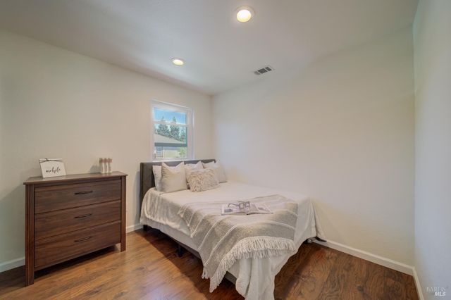 578 Tawny Lake Pl, Fairfield, CA 94534