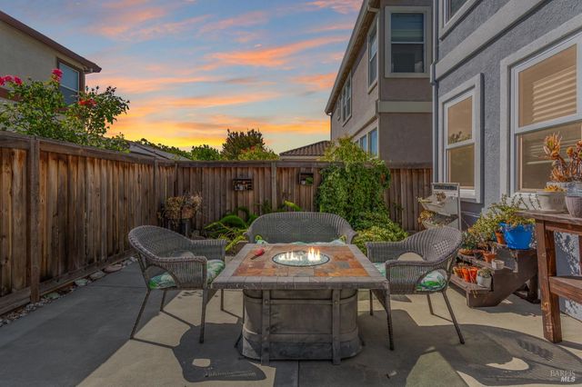 578 Tawny Lake Pl, Fairfield, CA 94534
