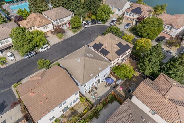 578 Tawny Lake Pl, Fairfield, CA 94534