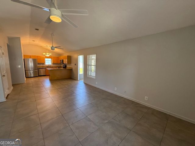 115 Lake Wisteria Court, Kingsland, GA 31548
