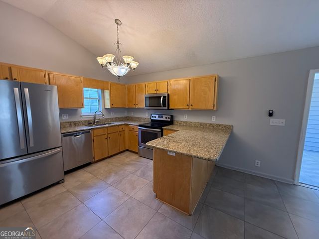 115 Lake Wisteria Court, Kingsland, GA 31548