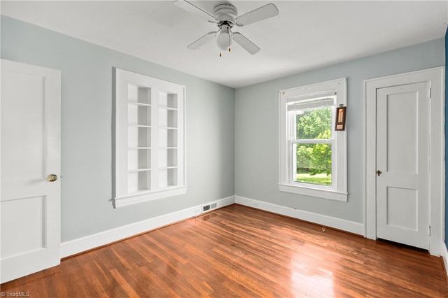 4425 Old Winston Road, Kernersville, NC 27284