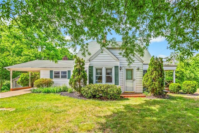 4425 Old Winston Road, Kernersville, NC 27284