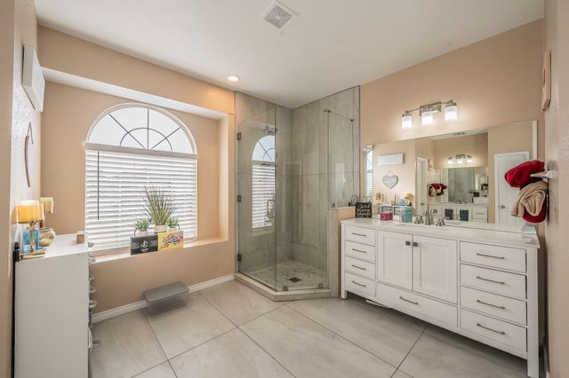 1528 Mill Creek Drive, Desoto, TX 75115