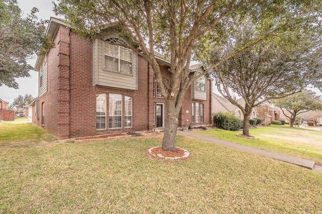 1528 Mill Creek Drive, Desoto, TX 75115