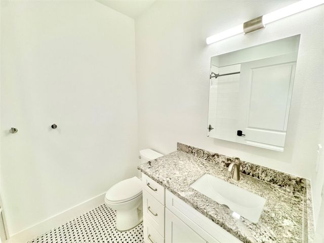 2102 Mechanic Street 301, Galveston, TX 77550