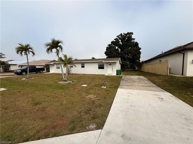 531 99th AVE N, Naples, FL 34108