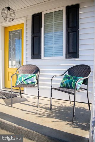 17073 BROOKWOOD DR, Bowling Green, VA 22427