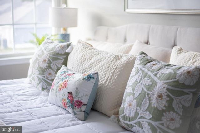 17073 BROOKWOOD DR, Bowling Green, VA 22427