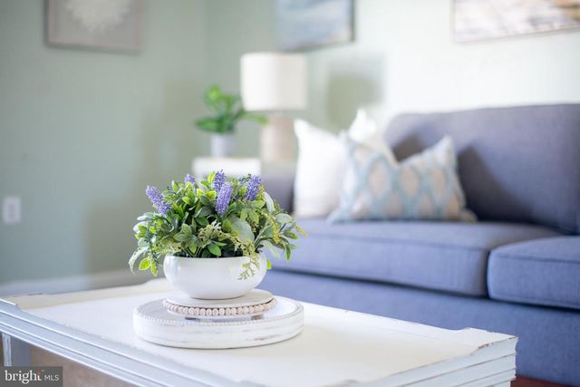 17073 BROOKWOOD DR, Bowling Green, VA 22427