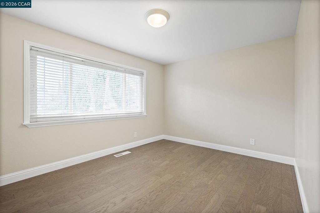 Image 16 of property listing at 875 875 Brittany Ln, Concord, CA 94518