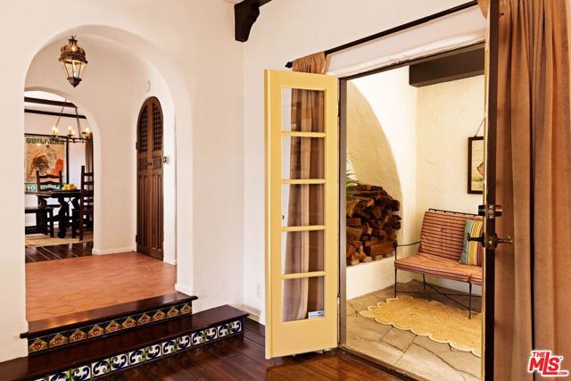 429 Ross Street, Glendale, CA 91207