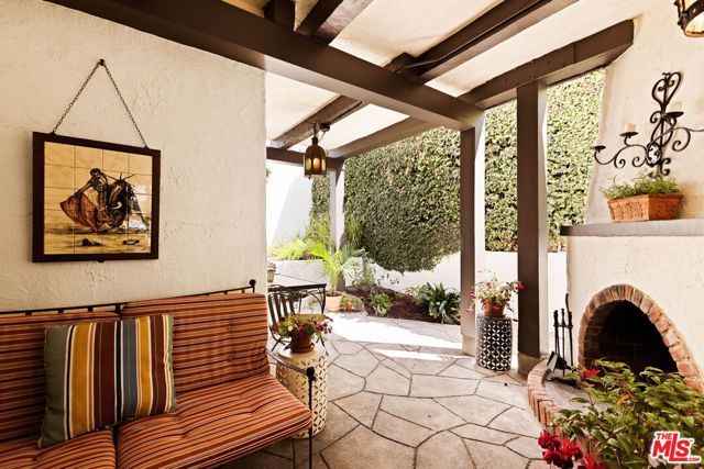 429 Ross Street, Glendale, CA 91207