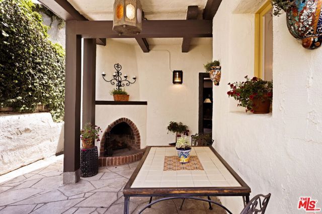 429 Ross Street, Glendale, CA 91207