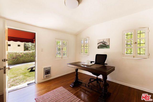 429 Ross Street, Glendale, CA 91207