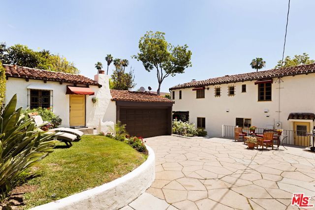429 Ross Street, Glendale, CA 91207