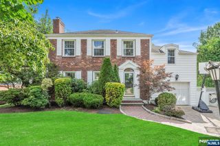 622 Forest Drive, Teaneck, NJ 07666