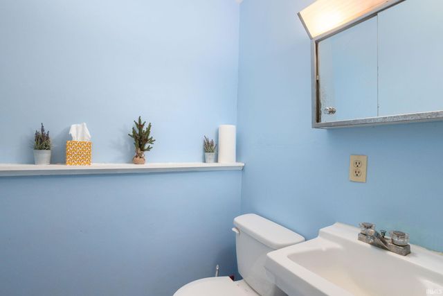 54161 Ash Road, Osceola, IN 46561