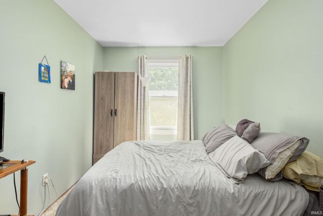 54161 Ash Road, Osceola, IN 46561