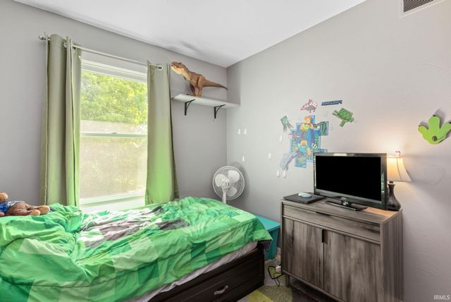 54161 Ash Road, Osceola, IN 46561