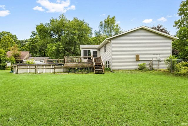54161 Ash Road, Osceola, IN 46561