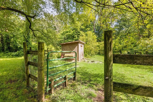54161 Ash Road, Osceola, IN 46561
