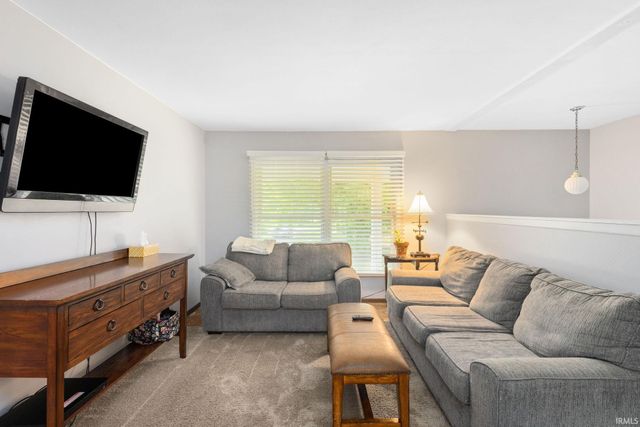 54161 Ash Road, Osceola, IN 46561