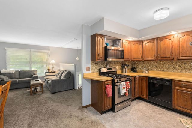 54161 Ash Road, Osceola, IN 46561