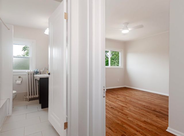 891 Washington Road, Grosse Pointe, MI 48230