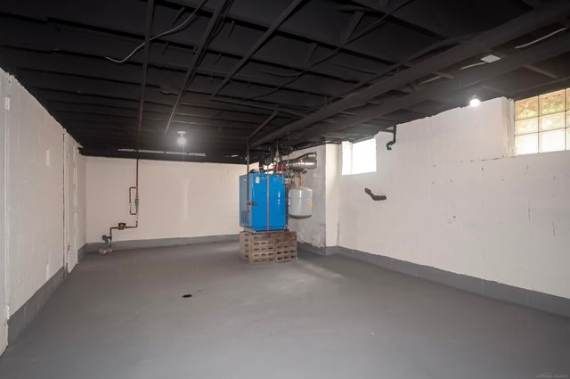 891 Washington Road, Grosse Pointe, MI 48230
