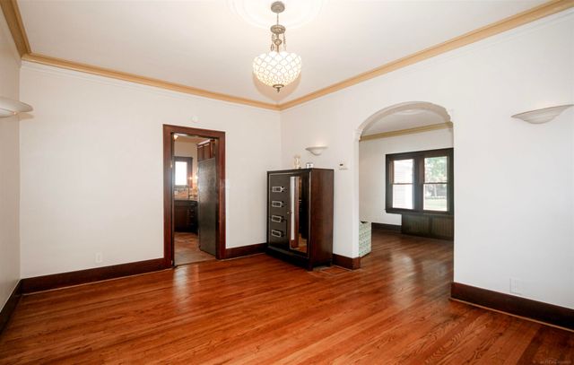 891 Washington Road, Grosse Pointe, MI 48230