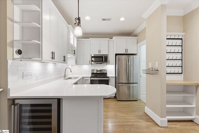 204 Butler Avenue, Greenville, SC 29601