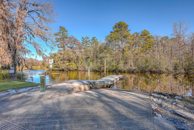 4401 Prices Bridge Lane, Walterboro, SC 29488