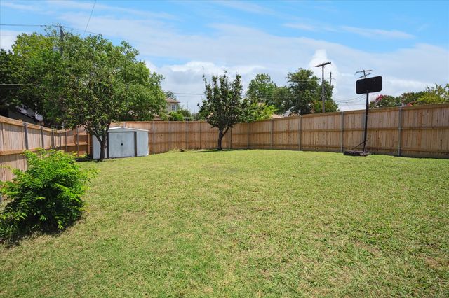 506 Hugh Walker Drive, Mesquite, TX 75149
