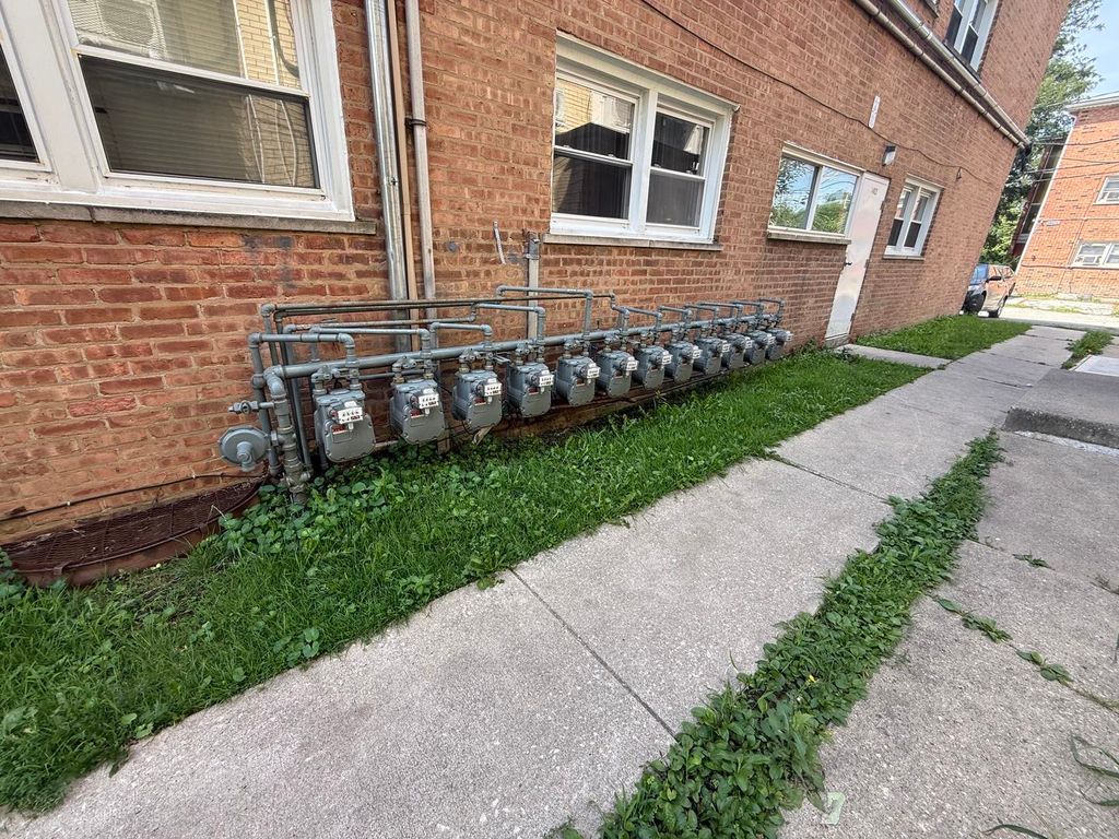14020 S Atlantic Avenue, Riverdale, IL 60827 — photo 4