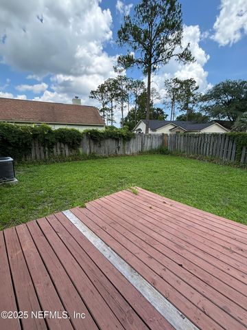 71 NAUGATUCK Drive, Jacksonville, FL 32225