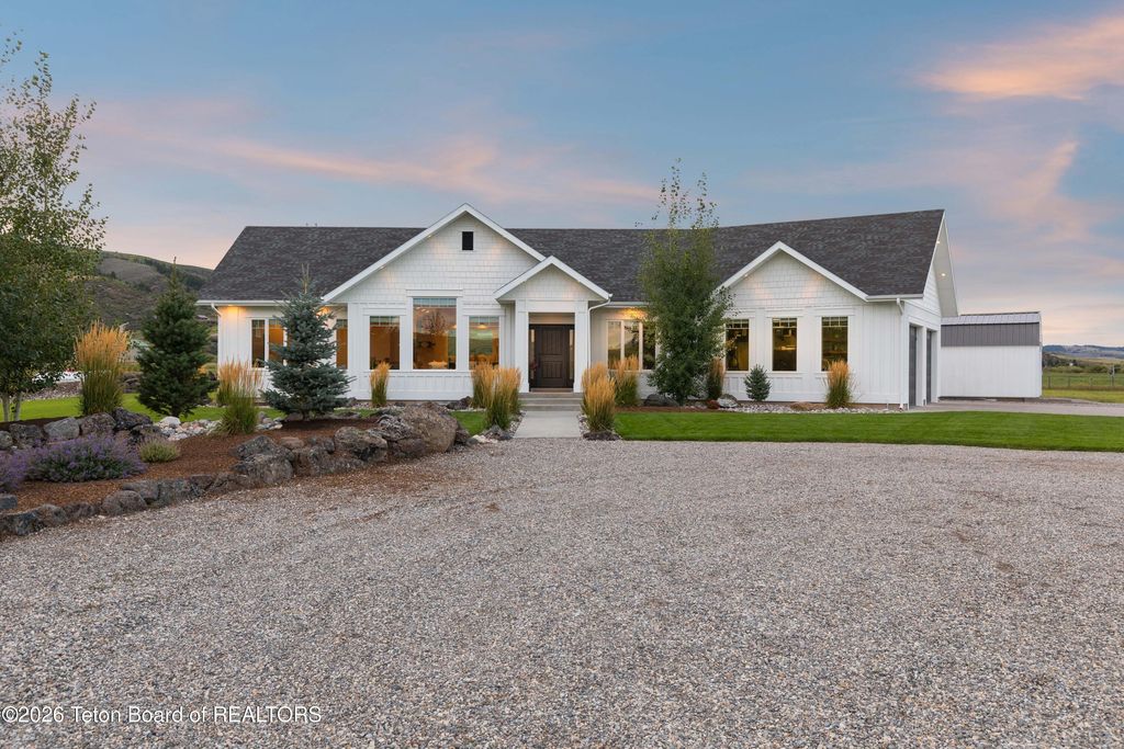 1290 SMOKY CANYON Road, Auburn, WY 83111 photo 2