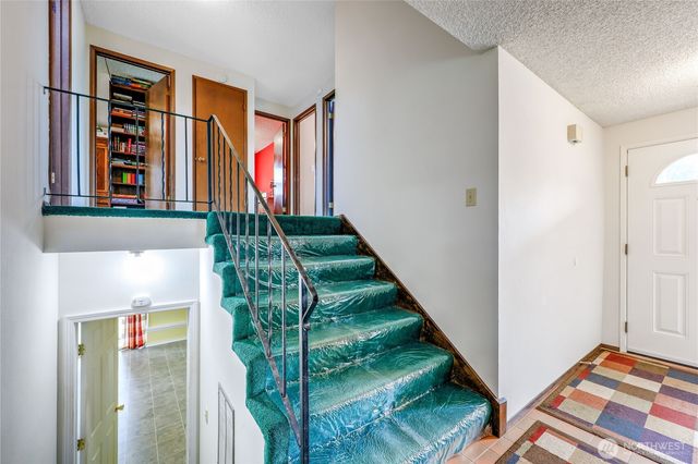 3753 SE Ardenwald Place, Port Orchard, WA 98366