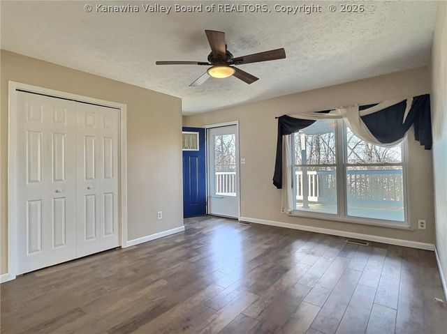 322 Grandview Drive, Hurricane, WV 25526