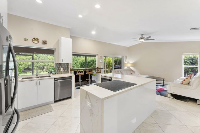 11294 ISLAND LAKES Lane, Boca Raton, FL 33498