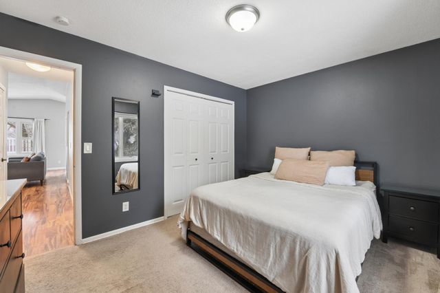 16555 Gerdine Path W, Rosemount, MN 55068