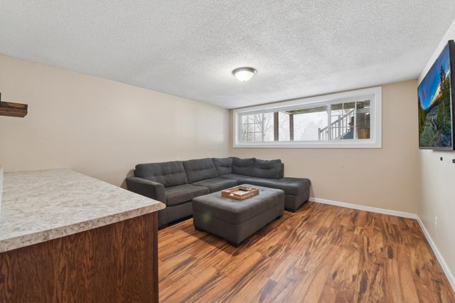 16555 Gerdine Path W, Rosemount, MN 55068