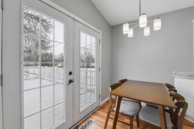 16555 Gerdine Path W, Rosemount, MN 55068