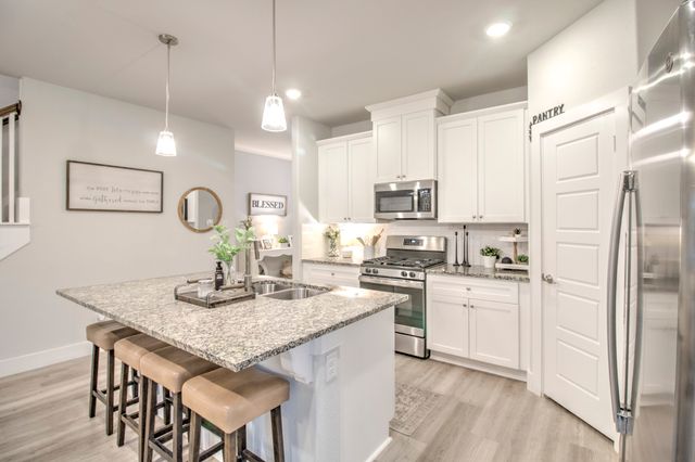600 Kyle Drive, Tioga, TX 76271